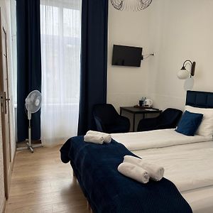 Kamer met een Queen Size Bed